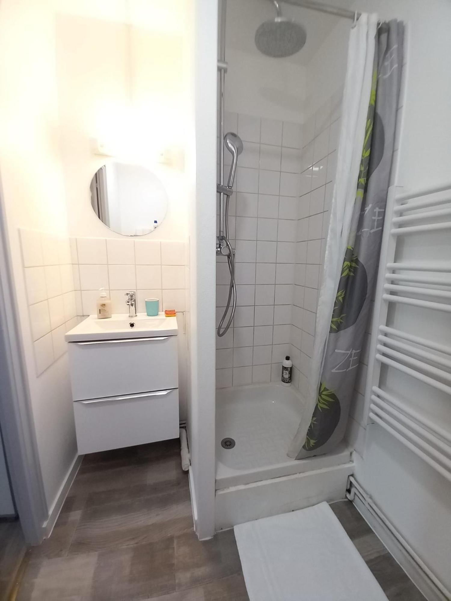 Studio Simplicien *Cosy* Plein Centre Ville De Poitiers *Tv* Wifi *Cafe* Экстерьер фото